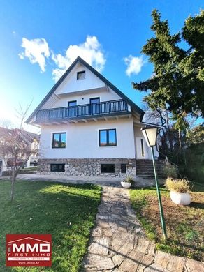 Luxe woning in Brunn am Gebirge, Politischer Bezirk Mödling