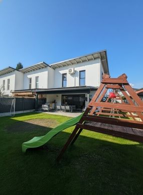Luxury home in Mattighofen, Politischer Bezirk Braunau am Inn