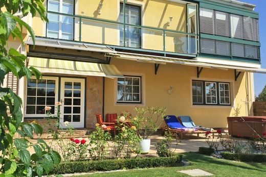 Luxury home in Großweikersdorf, Politischer Bezirk Tulln