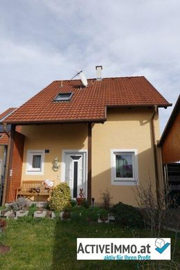 Luxury home in Ebreichsdorf, Politischer Bezirk Baden