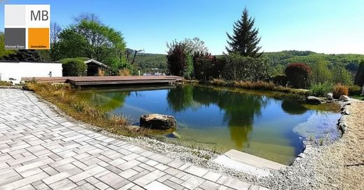 Land in Sparbach, Politischer Bezirk Mödling