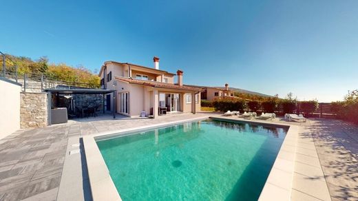 Apartamento - Stanišovi, Raša