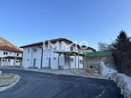 Luxury home in Hainburg an der Donau, Politischer Bezirk Bruck an der Leitha