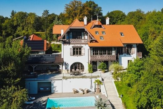 Villa - Tullnerbach-Lawies, Politischer Bezirk Sankt Pölten