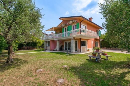 别墅  Lazise, 维罗纳省