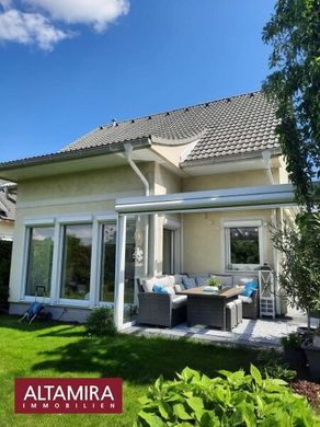 Luxury home in Pottendorf, Politischer Bezirk Baden