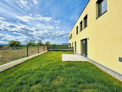 호화 저택 / Pottendorf, Politischer Bezirk Baden