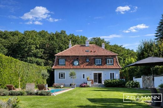Luxury home in Neulengbach, Politischer Bezirk Sankt Pölten