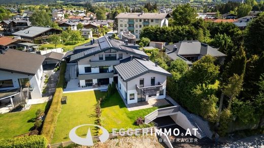 Apartment / Etagenwohnung in Saalfelden am Steinernen Meer, Politischer Bezirk Zell am See