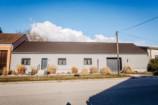 Casa di lusso a Herrnleis, Politischer Bezirk Mistelbach