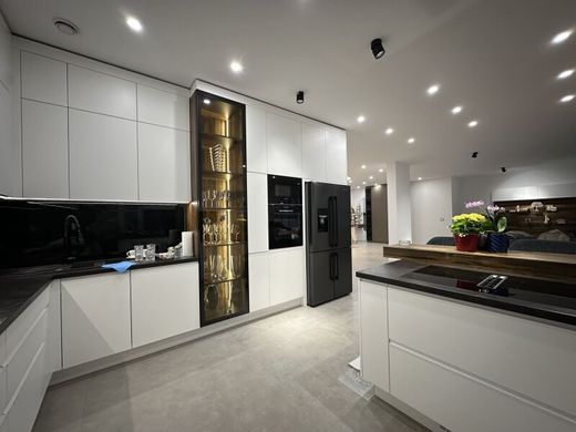 Luxury home in Ebreichsdorf, Politischer Bezirk Baden