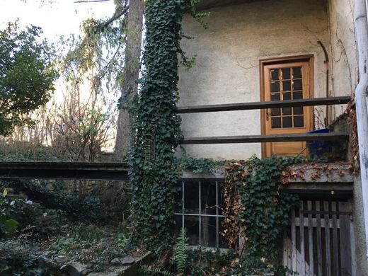 Luxus-Haus in Bruck an der Leitha, Politischer Bezirk Bruck an der Leitha