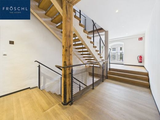 Apartment in Hall in Tirol, Politischer Bezirk Innsbruck Land