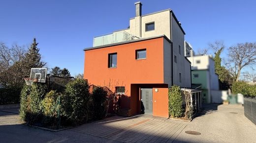 Wiener Neudorf, Politischer Bezirk Mödlingの高級住宅