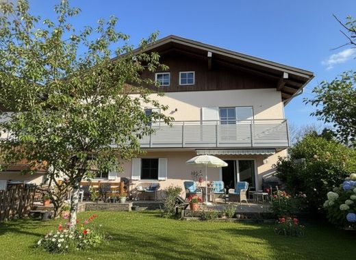 Piso / Apartamento en Neumarkt am Wallersee, Politischer Bezirk Salzburg-Umgebung