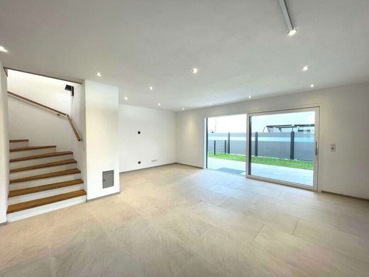 Элитный дом, Халль-ин-Тироль, Politischer Bezirk Innsbruck Land