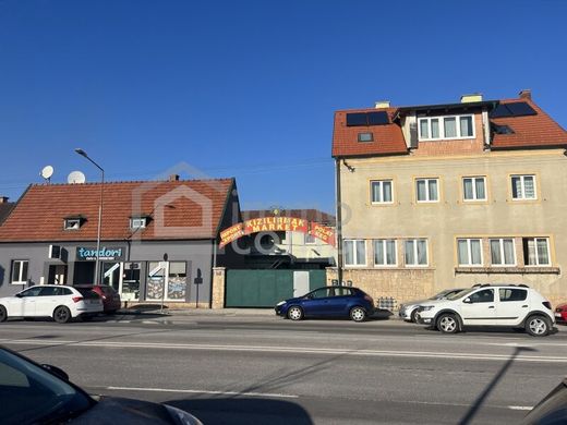 Luxe woning in Neunkirchen, Politischer Bezirk Neunkirchen