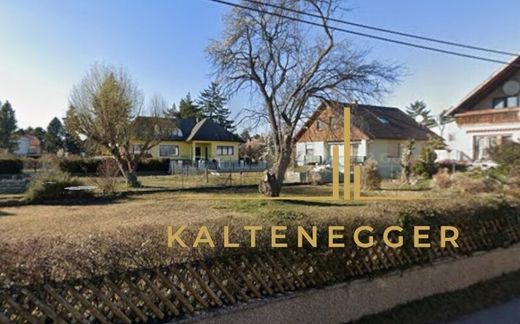 Grond in Gerasdorf bei Wien, Politischer Bezirk Korneuburg