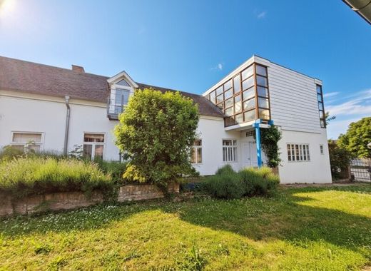 Luksusowy dom w Traunfeld, Politischer Bezirk Mistelbach