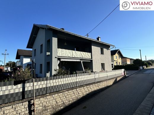 Luxe woning in Lenzing, Politischer Bezirk Vöcklabruck