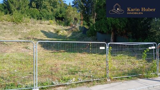 地皮  Klosterneuburg, Politischer Bezirk Tulln