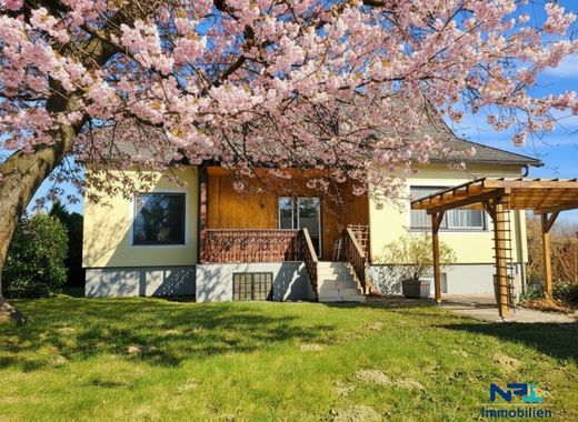 Casa di lusso a Enzesfeld, Politischer Bezirk Baden