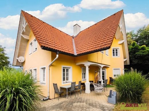Maison de luxe à Bairisch Kölldorf, Politischer Bezirk Südoststeiermark