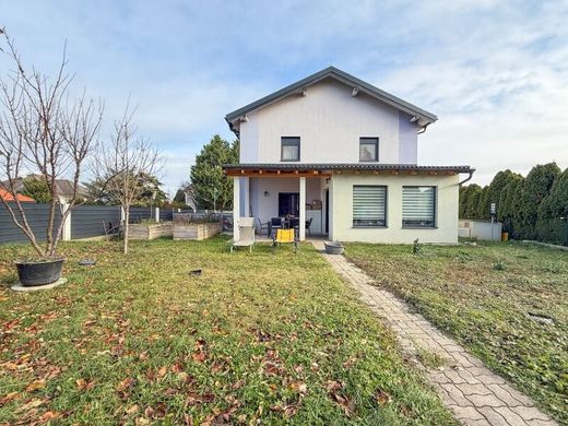 Πολυτελή κατοικία σε Untersiebenbrunn, Politischer Bezirk Gänserndorf