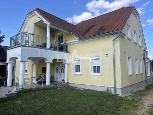 Элитный дом, Táplánszentkereszt, Ваш