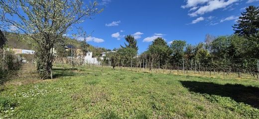 Land in Langenzersdorf, Politischer Bezirk Korneuburg