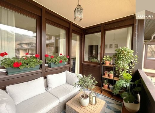 Apartment in Baden bei Wien, Politischer Bezirk Baden