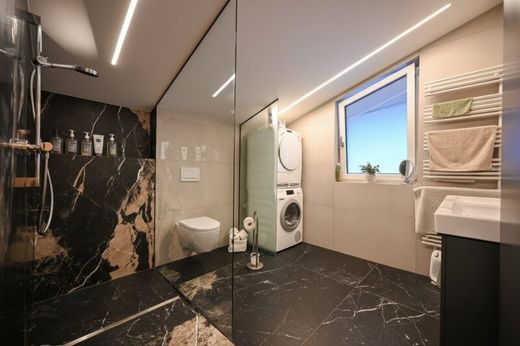 Daire Eben am Achensee, Politischer Bezirk Schwaz