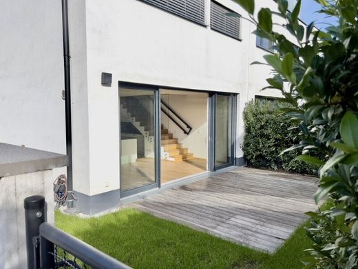 Luxury home in Oberwaltersdorf, Politischer Bezirk Baden