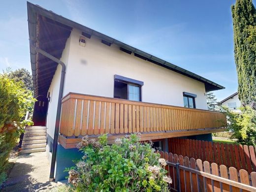 Элитный дом, Tribuswinkel, Politischer Bezirk Baden