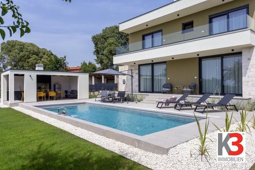 Villa a Smoljanci, Svetvinčenat