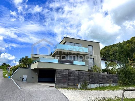 Maison de luxe à Attersee, Politischer Bezirk Vöcklabruck