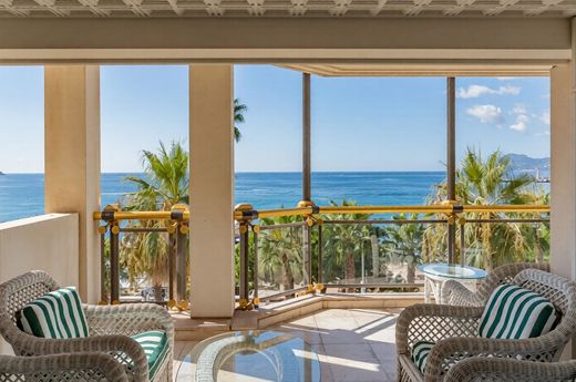 カンヌ, Alpes-Maritimesのアパートメント