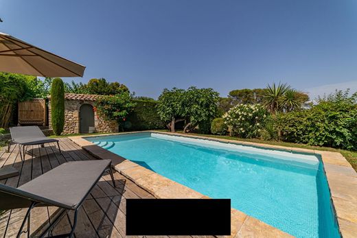 Villa à Saint-Christol-les-Alès, Gard