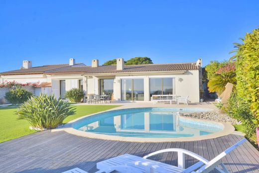 Villa en Villeneuve-Loubet, Alpes Marítimos