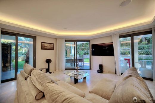 Apartment in Cap d'Antibes, Alpes-Maritimes