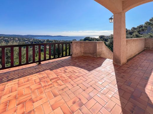 Villa in Cavalaire-sur-Mer, Var