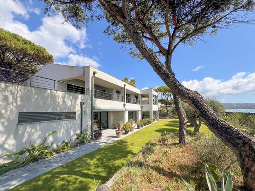 Villa in Cavalaire-sur-Mer, Var
