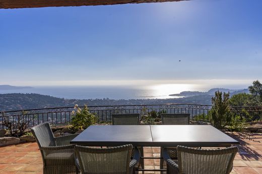 Villa in Cavalaire-sur-Mer, Var