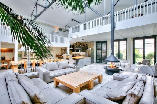 Villa in Cannes, Alpes-Maritimes