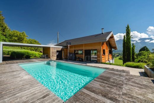 빌라 / Saint-Jorioz, Haute-Savoie