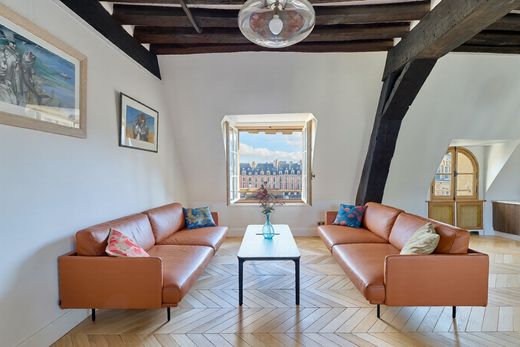 Apartment in Montorgueil, Sentier, Vivienne-Gaillon, Paris