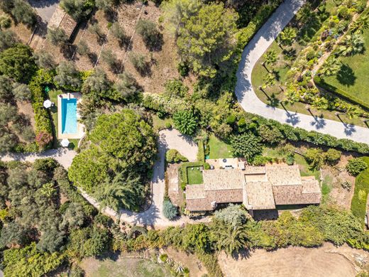 Villa in Mouans-Sartoux, Alpes-Maritimes