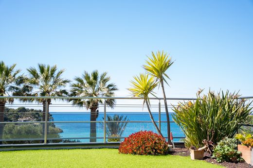 Apartment in Sanary-sur-Mer, Var