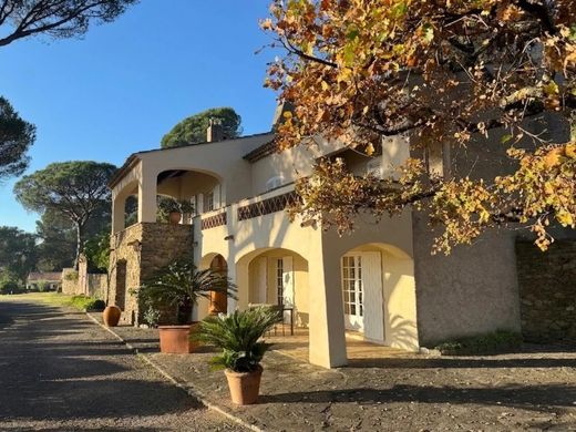 Villa in Grimaud, Var