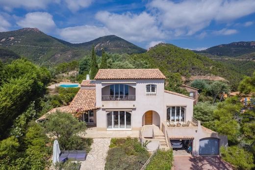 Villa in Théoule-sur-Mer, Alpes-Maritimes